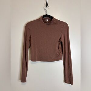 H+M: Brown Long Sleeve Turtleneck Top